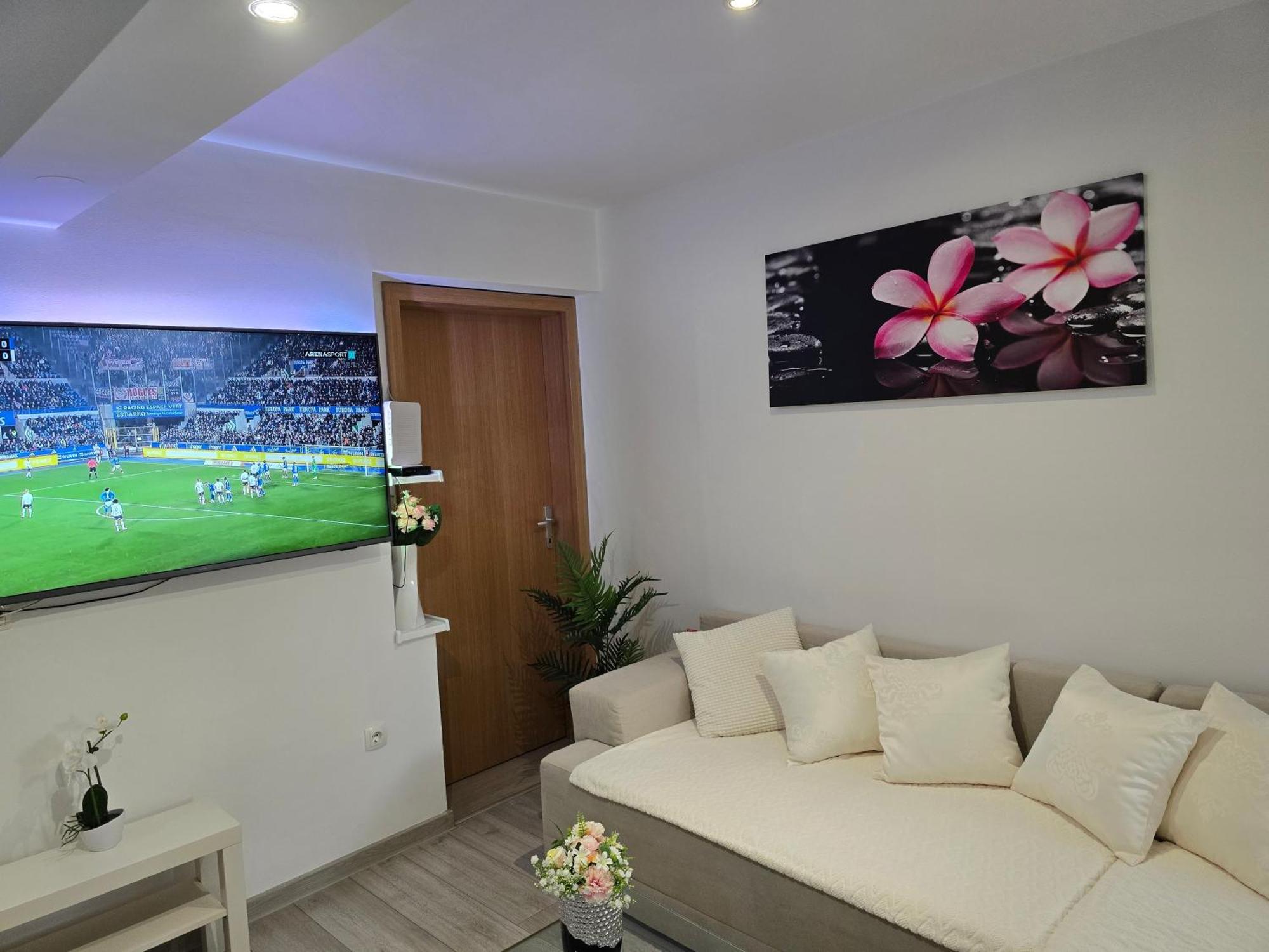 Apartment Blanca With Jacuzzi,Terase And Private Parking Kaštela 外观 照片