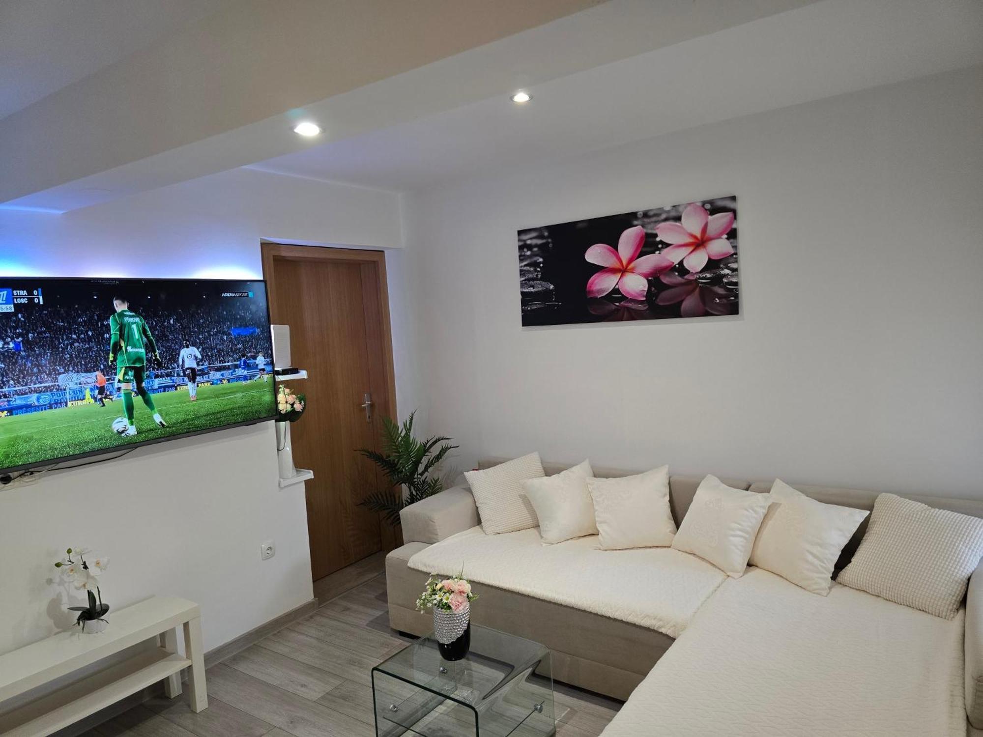 Apartment Blanca With Jacuzzi,Terase And Private Parking Kaštela 外观 照片