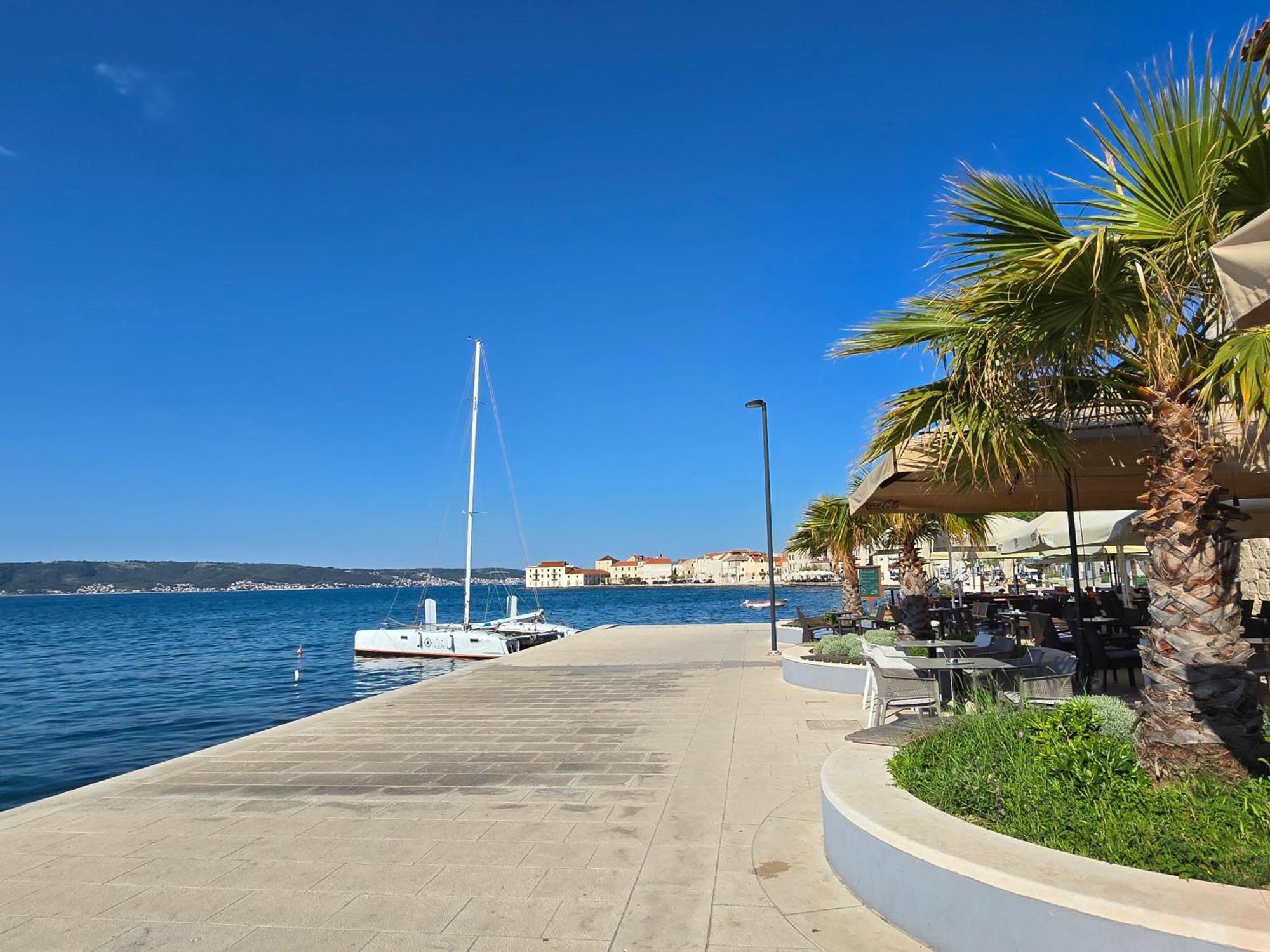 Apartment Blanca With Jacuzzi,Terase And Private Parking Kaštela 外观 照片