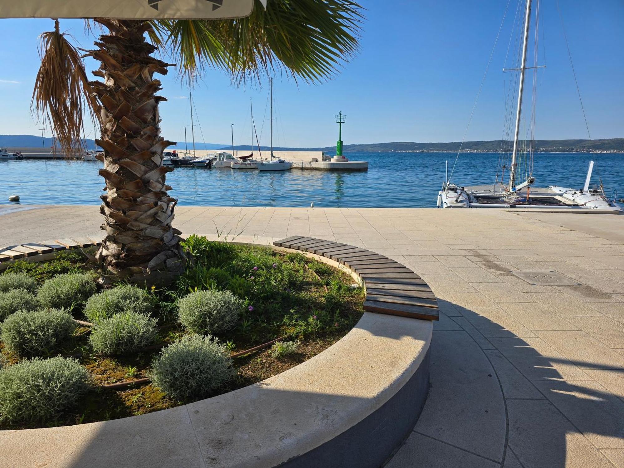 Apartment Blanca With Jacuzzi,Terase And Private Parking Kaštela 外观 照片